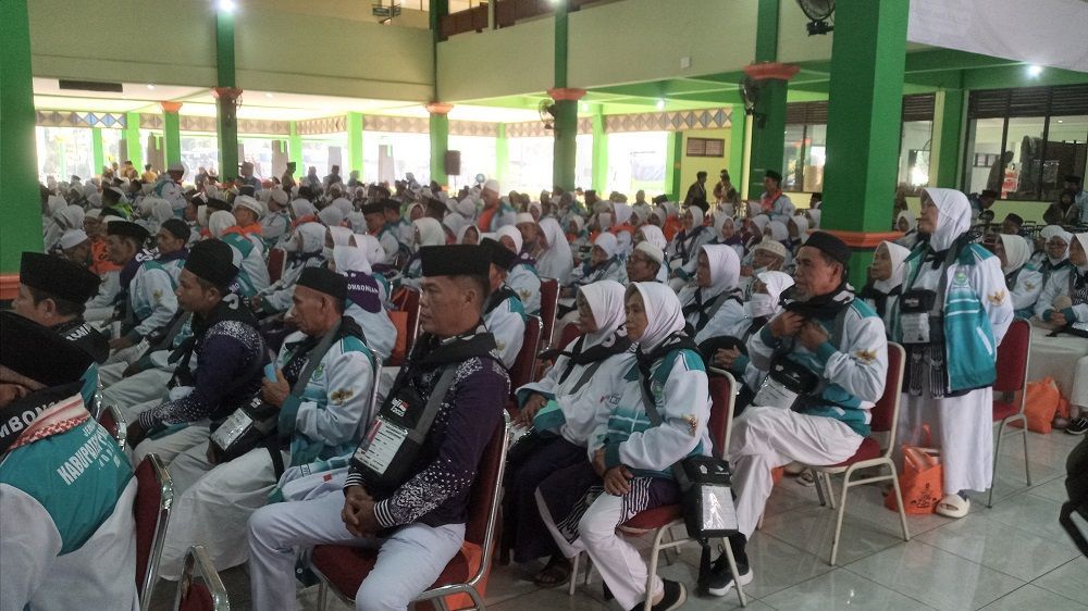  Jamaah Haji Boyolali Kloter Pertama Masuk Asrama Haji Donohudan, Ada yang Berusia 88 Tahun