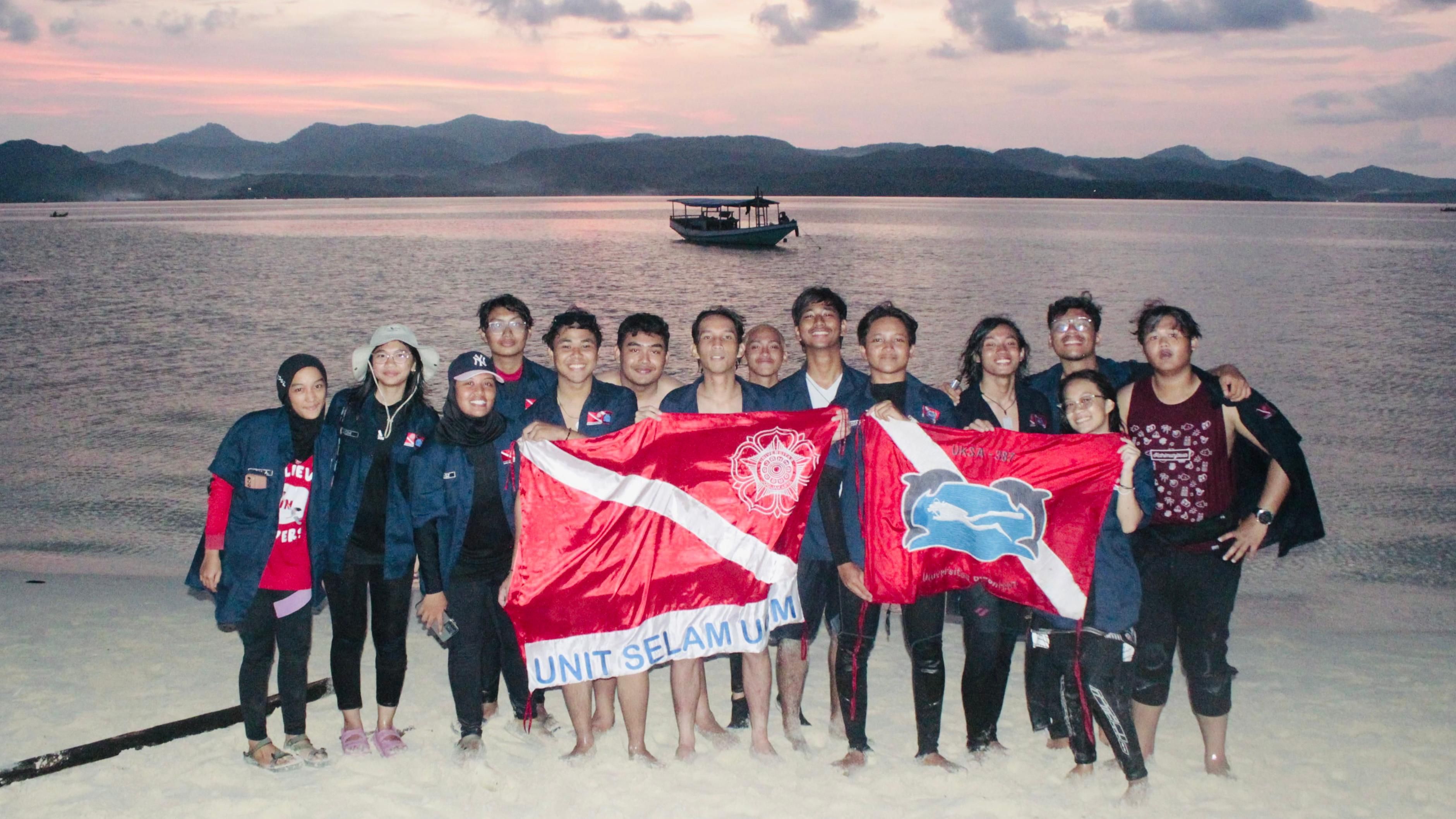 Momen Unit Selam UGM dan UNDIP Gelar Ekspedisi Jelajah Bawah Laut di Pulau Gili dan Noko Bawean, Ini Hasilnya