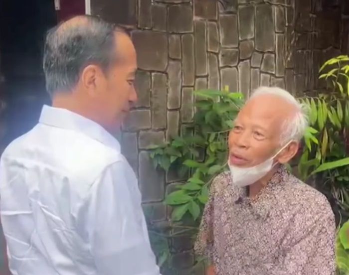 Jokowi Temui Dosen Pembimbing saat Kuliah di UGM, Momennya Hangat Banget