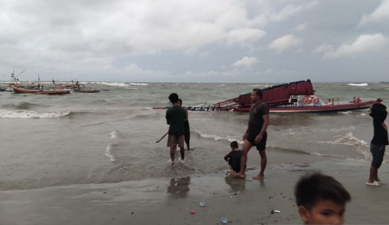 Ini Identitas 8 Korban Tewas Kapal Wisata Karam di Pulau Tikus Bengkulu