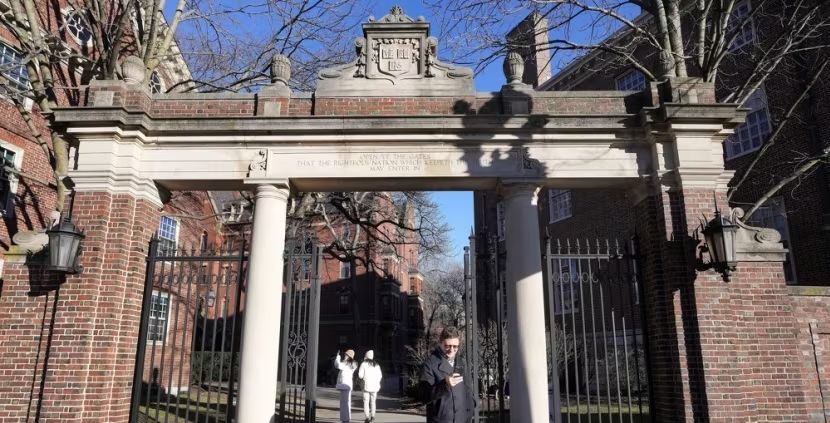 China Kecam AS Usai Harvard Dilarang Terima Mahasiswa Asing
