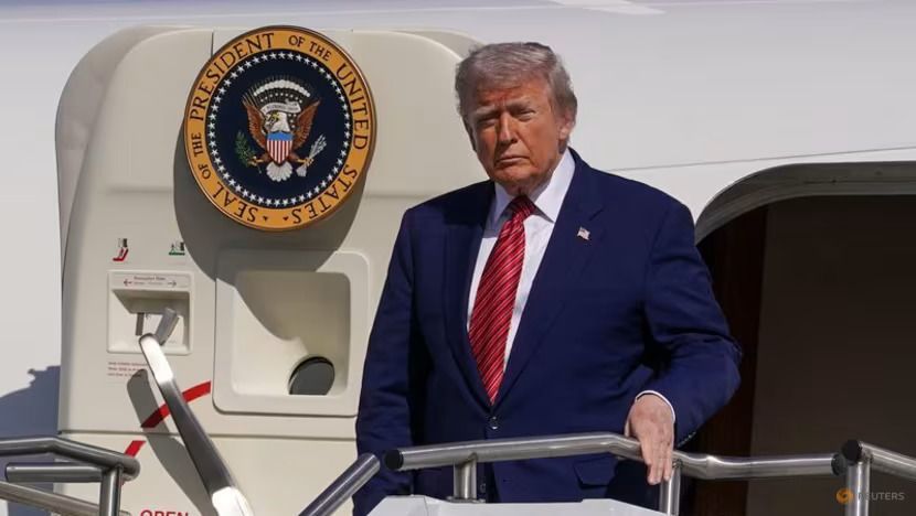 Trump Ancam Cabut Dana Harvard, Targetkan Mahasiswa Asing
