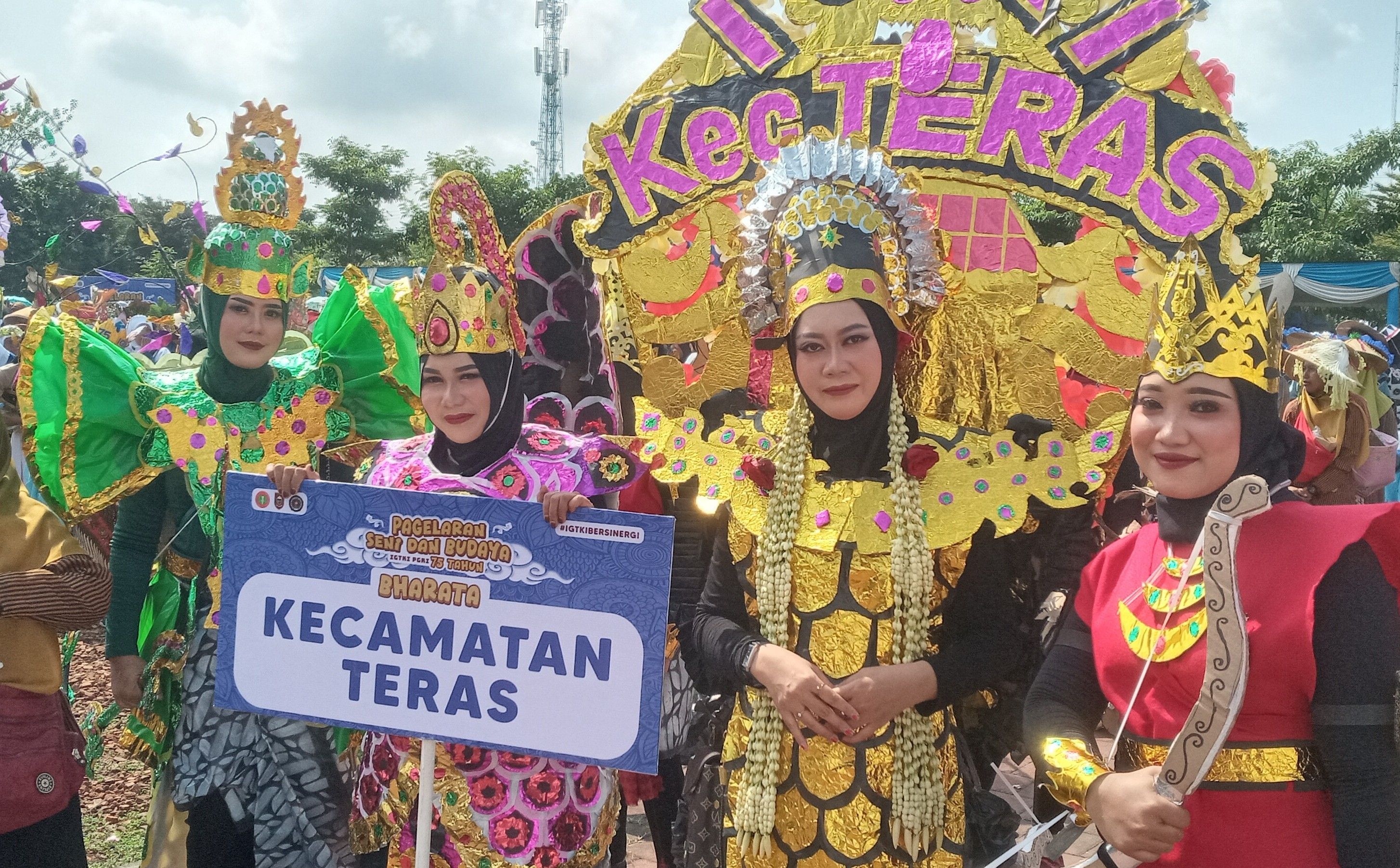 Keren! Tampil di Pawai Budaya, Guru-Guru TK Boyolali Buat Kostum Unik dari Daur Ulang Sampah