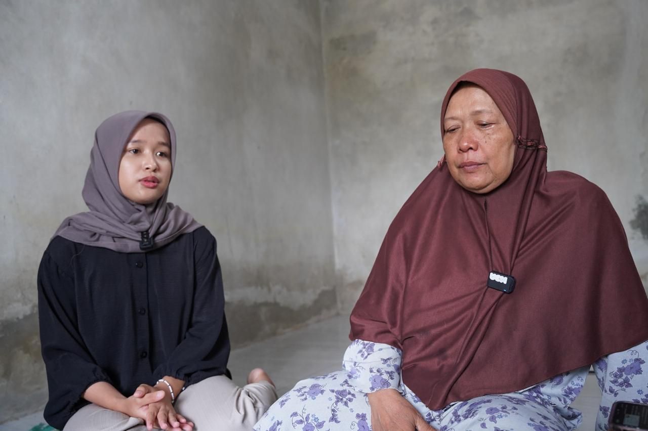 Kisah Anak Penjaga Warung Sembako Diterima Kuliah Gratis di UGM 