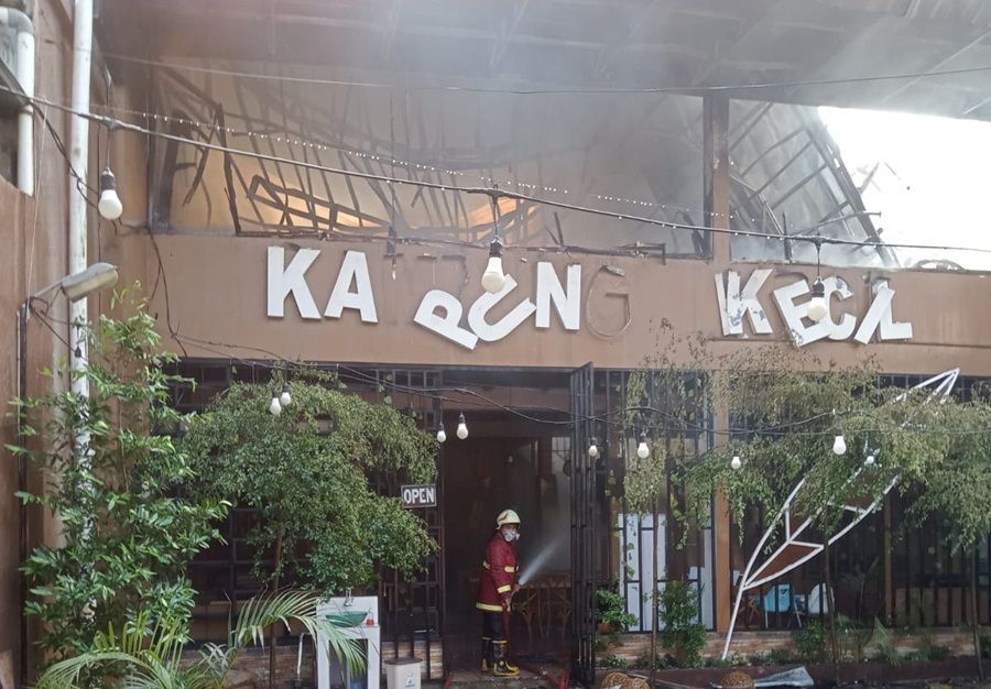 Kebakaran Resto di Tangsel, Karyawan Terluka karena Terjun Bebas 
