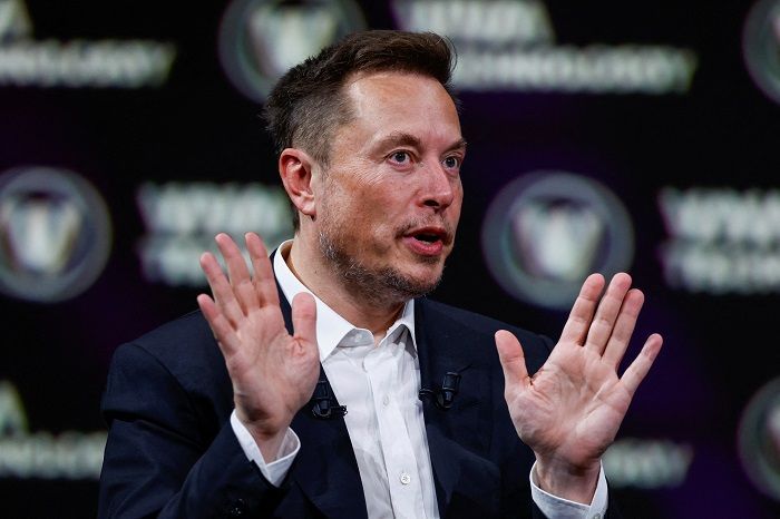 Sebut Mark Zuckerberg Pengecut, Elon Musk Kini Tantang Adu Ukuran Penis, Loh Gelutnya Gak Jadi?