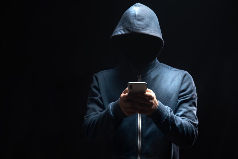 Ponsel Kapolda Jateng Diretas Melalui File Apk, Polisi Tangkap Dua Pelaku di Palembang