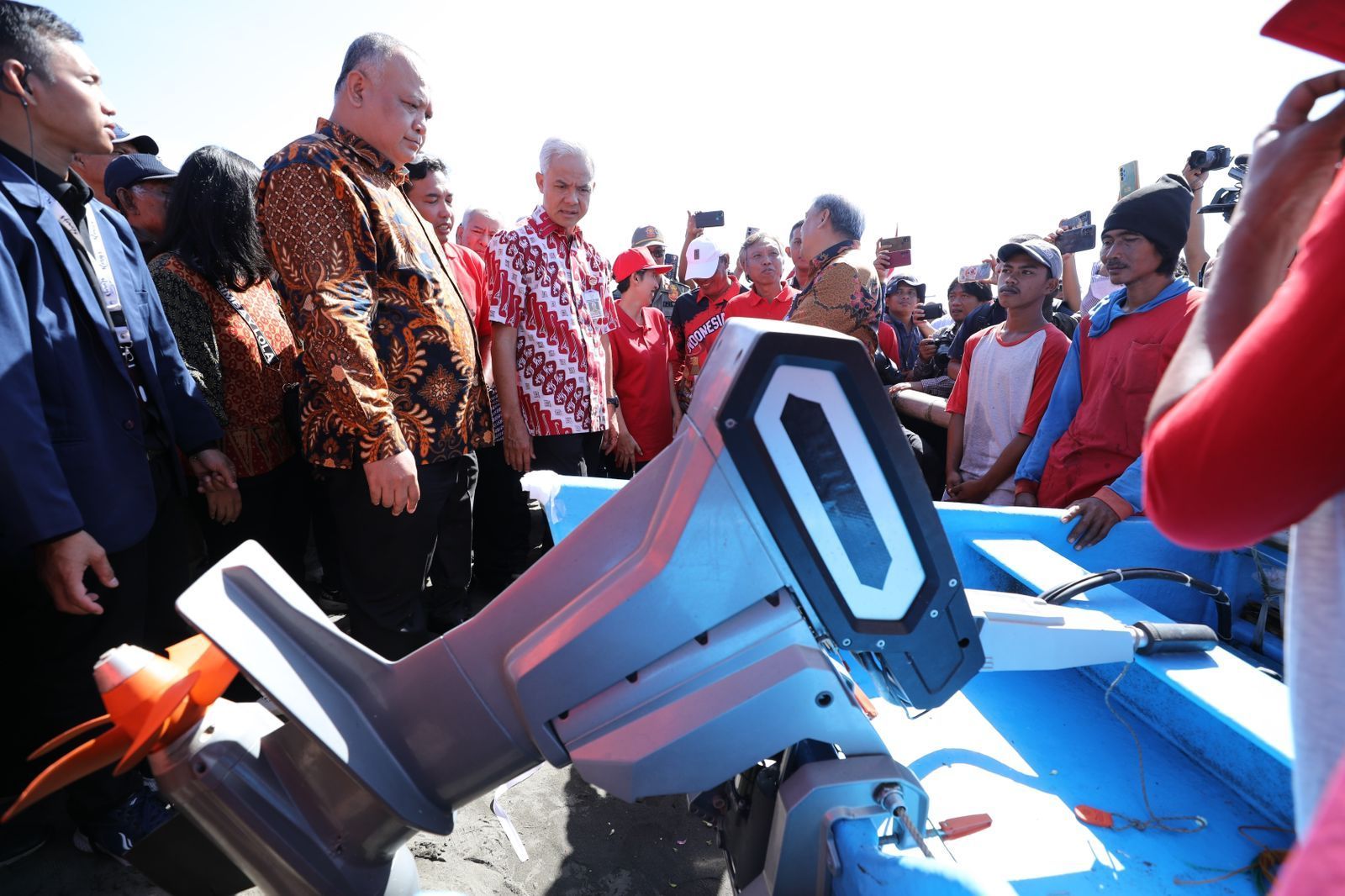 Ganjar Pranowo Kasih Kapal Listrik Buat Nelayan, Ingin Kemajuan Teknologi Tingkatkan Kesejahteraan