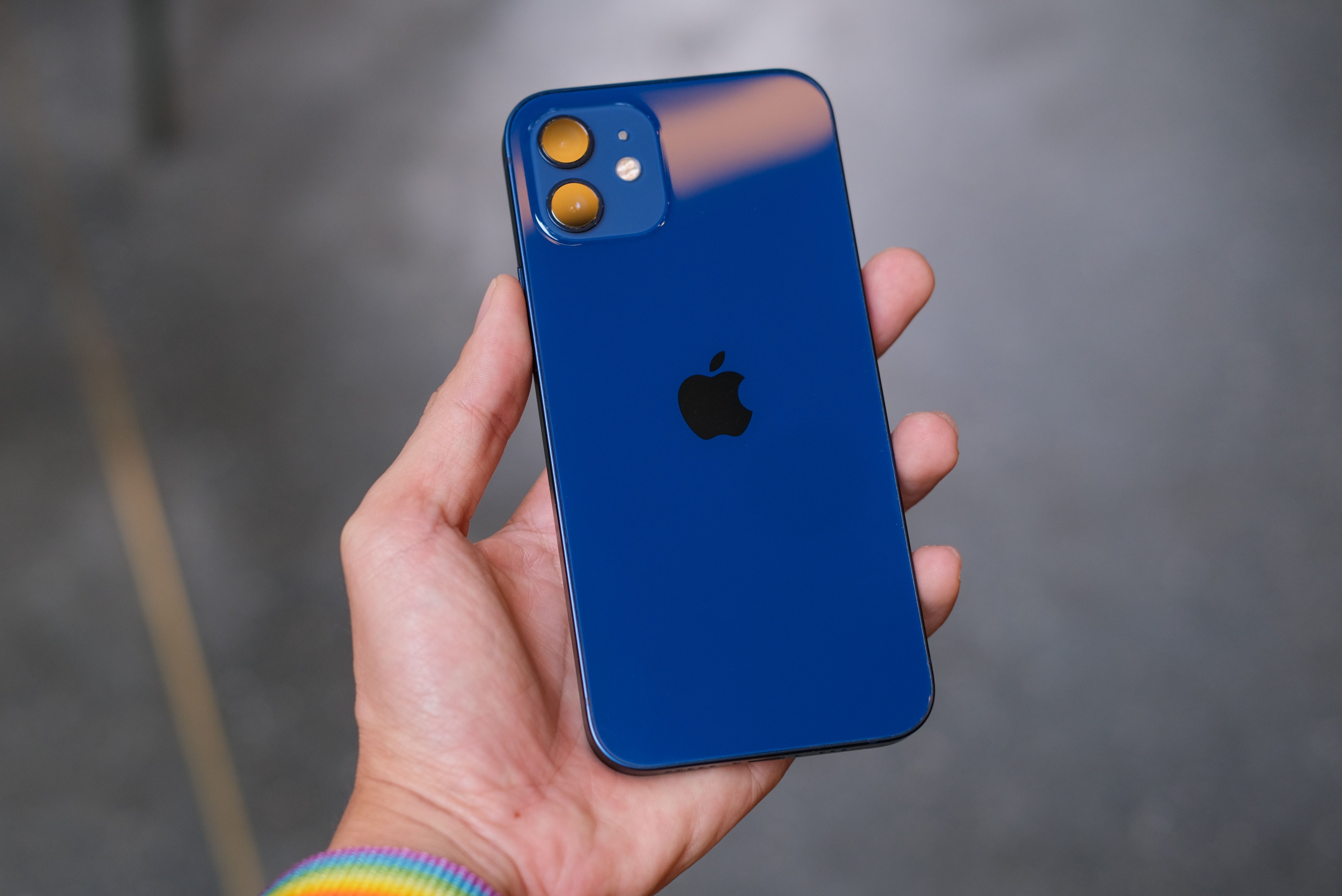 Apple Akan Rilis Pembaruan Perangkat Lunak iPhone 13 di Prancis untuk Atasi Radiasi