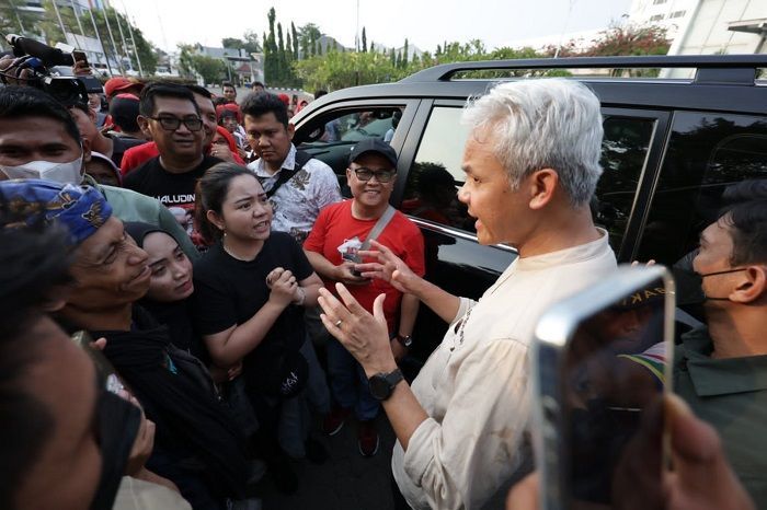 TikToker Cirebon Curhat ke Ganjar soal Penutupan TikTok Shop