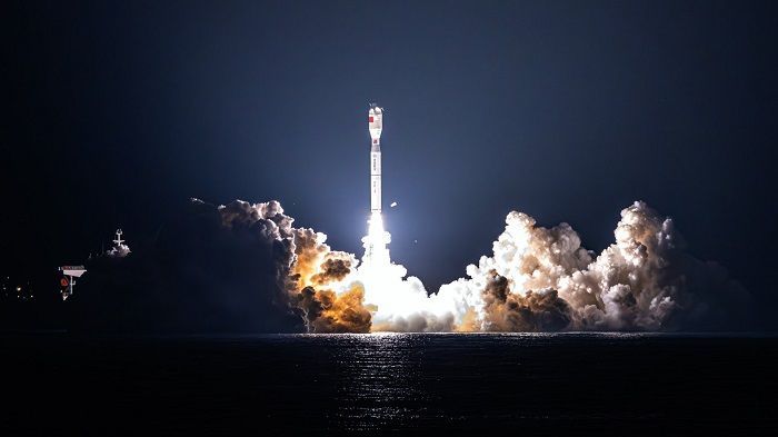 China Luncurkan Satelit Eksperimental untuk Teknologi Satelit Internet