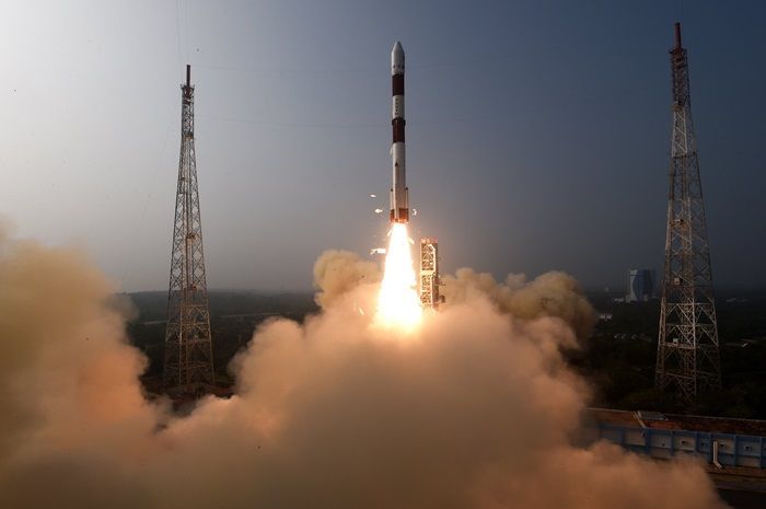 India Terbangkan Roket Ke Black Hole untuk Dipelajari
