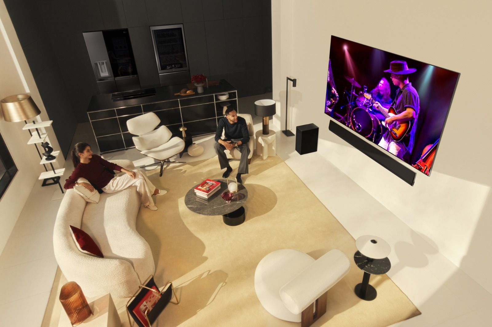 Dibekali AI, Kecanggihan TV OLED Bisa Jadi Sobat Kaum Mager Nonton di Rumah