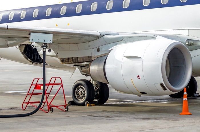Perusahaan Inggris Ciptakan Bahan Bakar Pesawat Jet dari Kotoran Manusia