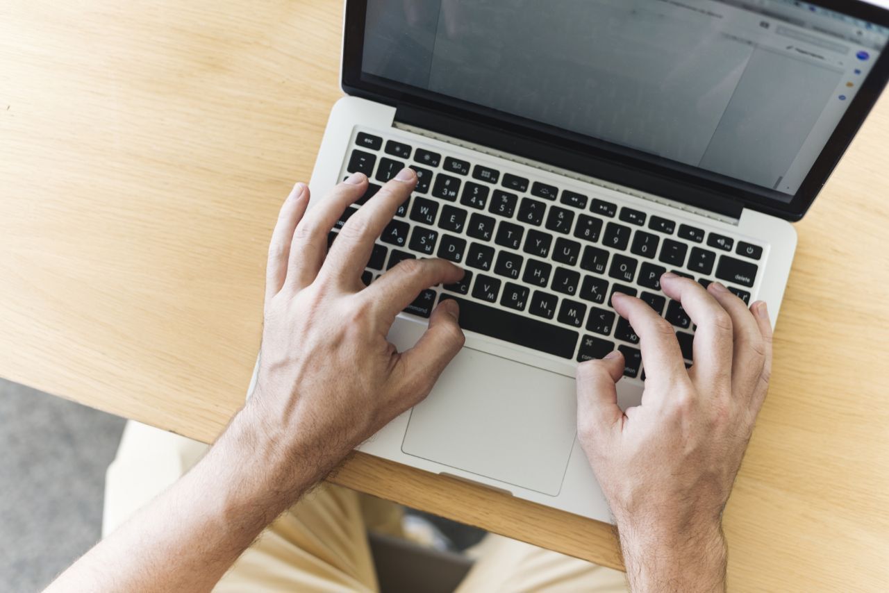 5 Website Terbaik untuk Membuat Kesimpulan Otomatis Online Gratis