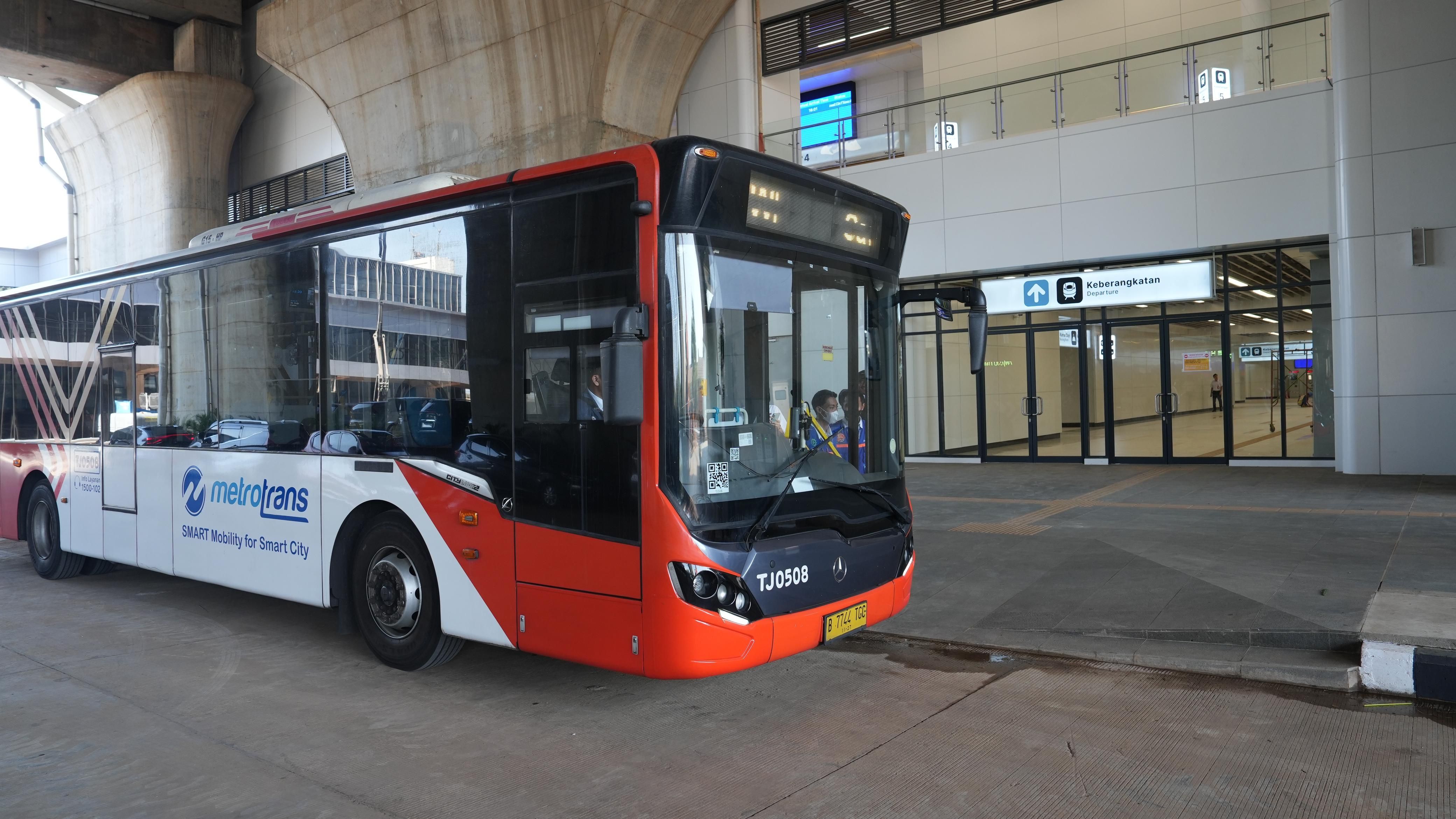 Catat!  Ini Cara Cek Jadwal Bus TransJakarta Secara Real Time di Google Maps