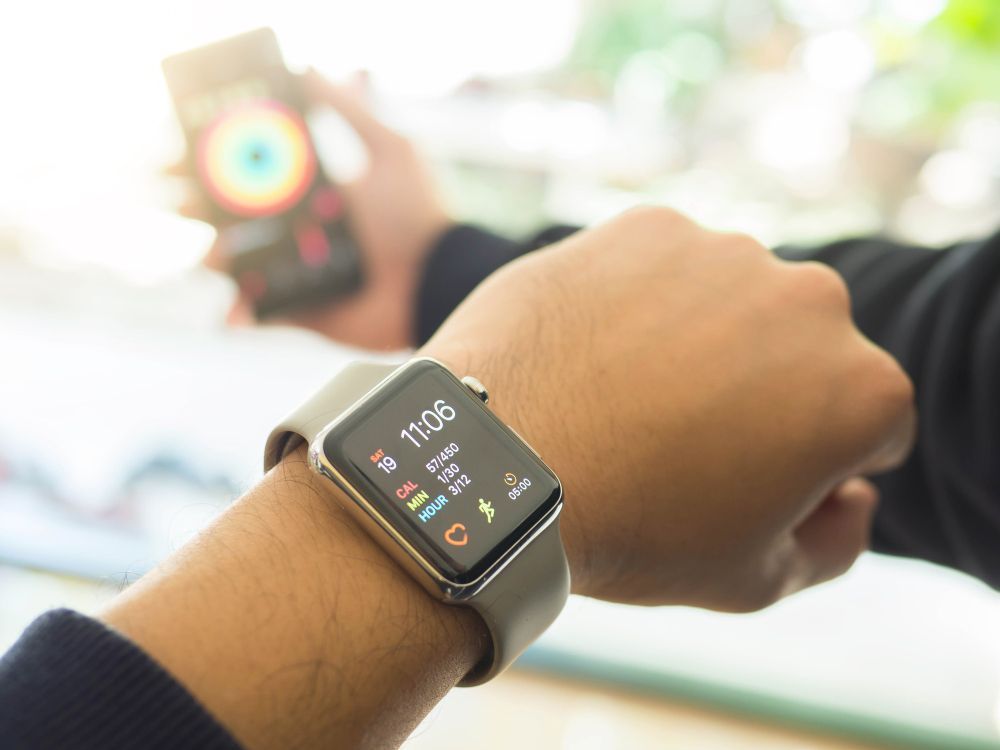 7 Rekomendasi Smartwatch Terbaik dengan Harga di bawah 1 Juta!