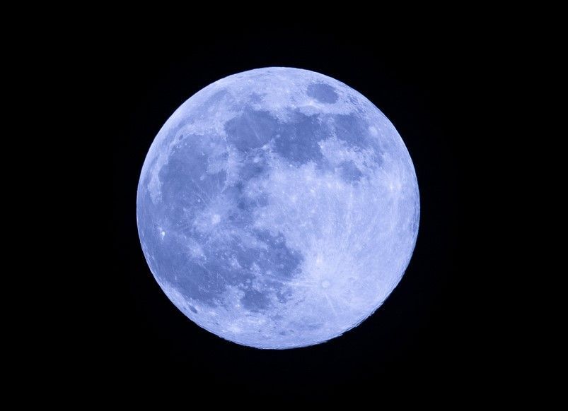 Penjelasan dan Mitos Fenomena Super Blue Moon yang Terjadi di Indonesia