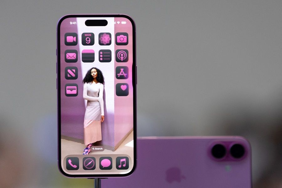 Perang Kamera Smartphone: iPhone 17 Ultra Jadi Harapan Apple di 2025