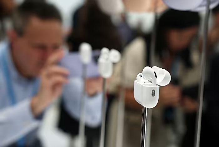 AirPods Pro 2 Kini Bisa Jadi Alat Bantu Dengar Inovatif. Apakah akan Jadi Tren Baru?