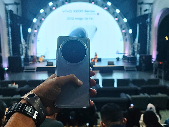 Spesifikasi dan Harga Vivo X200 Series: Zoom Telefoto 100x, Baterai Jumbo