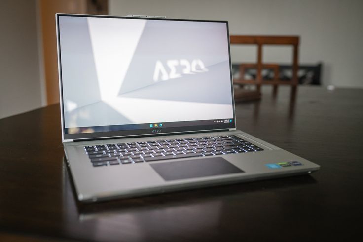 9 Laptop untuk Editing Video di Bawah Rp 25 Jutaan Terbaru 2025