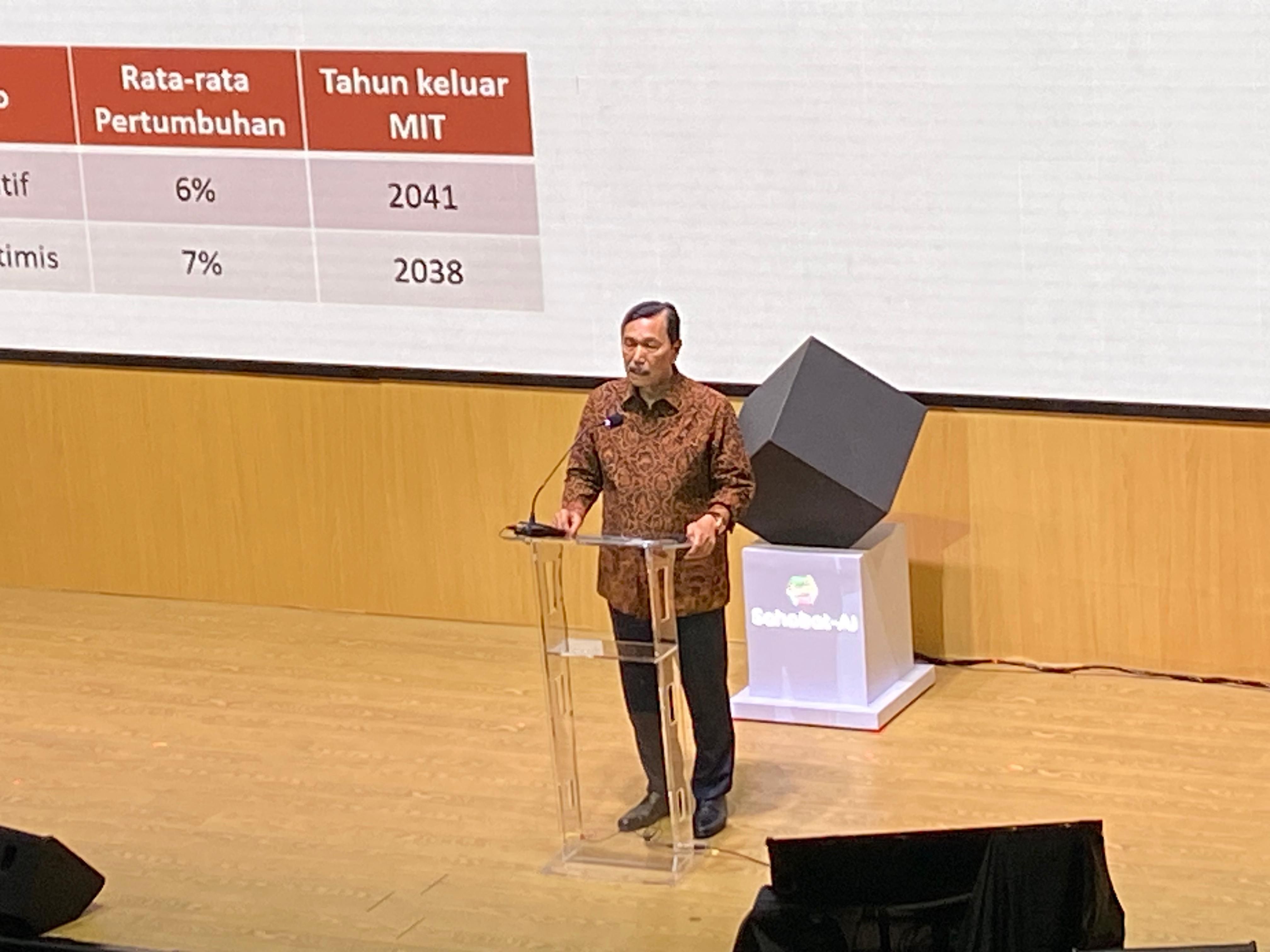 Luhut Ungkap Pentingnya Penerapan Teknologi dalam Pemerintahan: AI Kuncinya