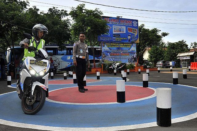 Anggota DPR Minta Materi Ujian SIM Fokus Pada Kesiapan Mental Bukan Pamer Skill Berkendara