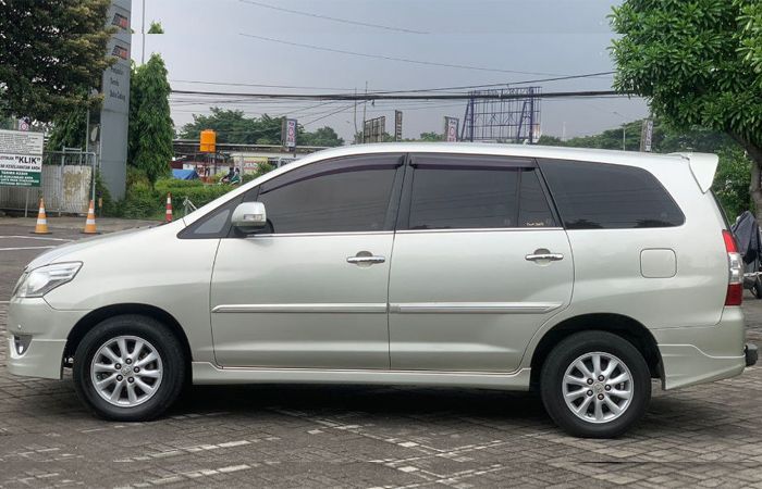 Harga Toyota Innova Diesel 2015 Masih di Angka 250 Jutaan, Apa Spesialnya?