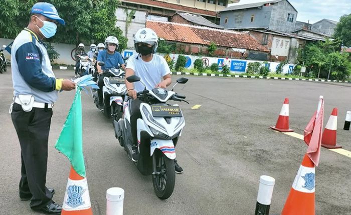 Polda Metro Jaya Mulai Terapkan Tes SIM Metode Baru Mulai Besok!