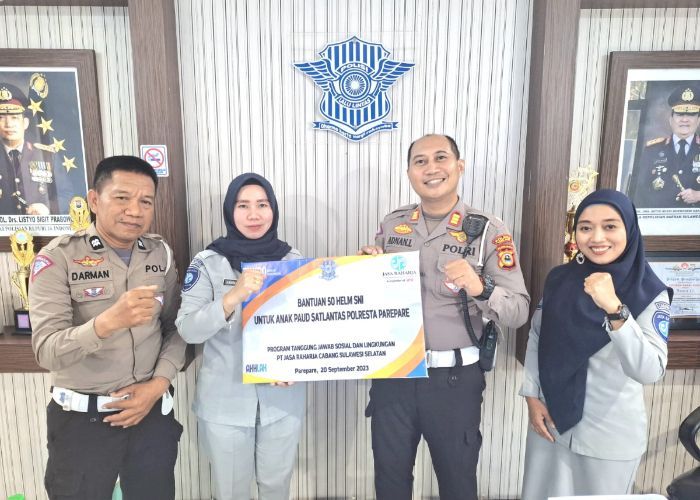 Budayakan Tertib Lalu Lintas Sejak Dini, Jasa Raharja Parepare Beri 50 Helm SNI ke Siswa PAUD