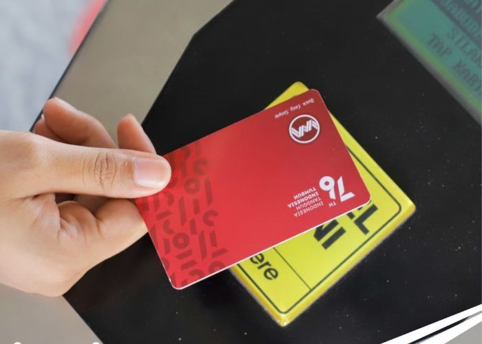 KMT Satu untuk Semua: Pengguna Transportasi Umum Sekarang Gak Perlu Ribet  Lagi!