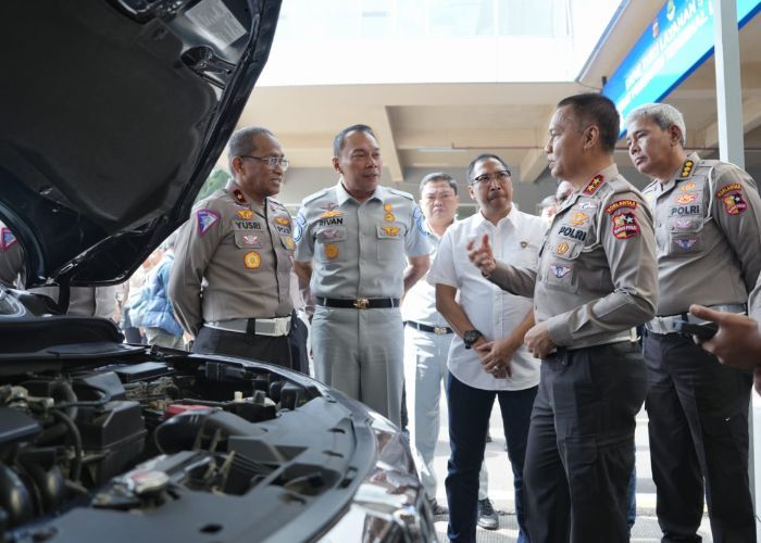 Kakorlantas Tinjau Samsat Digital Pertama di Indonesia: Masyarakat Tak Perlu Antri dan Turun dari Kendaraan!