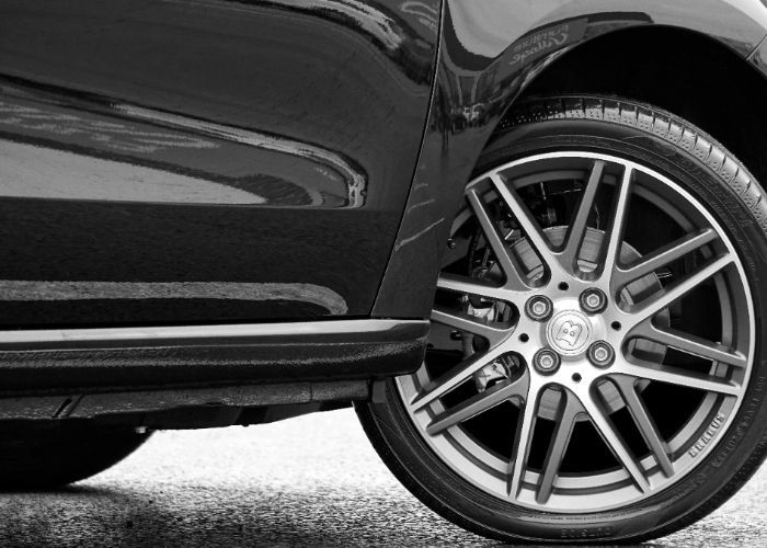 5 Tips Perawatan Ban Mobil Sebelum Mudik Lebaran yang Wajib Dilakukan, Jangan Disepelein!