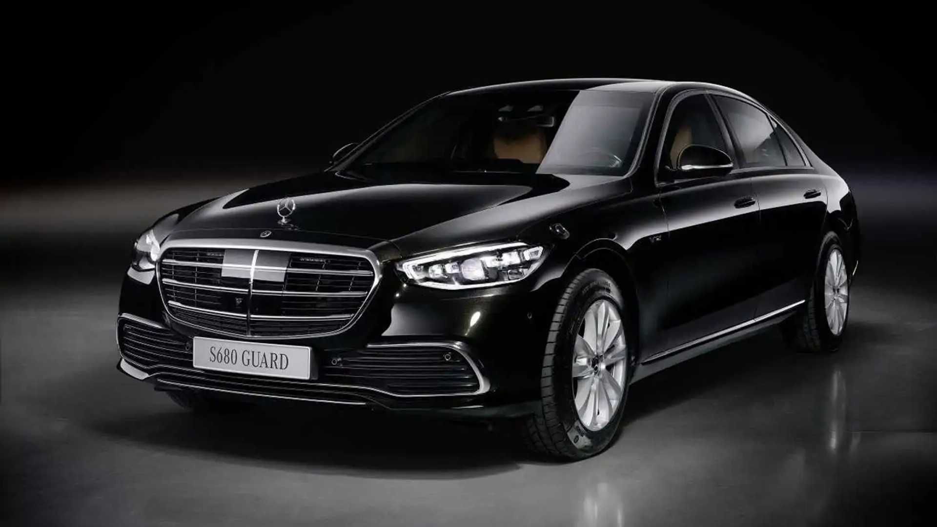 Intip Spesifikasi Sedan Mewah yang Digunakan Bos Apple Tim Cook, Penuh dengan Kemewahan!