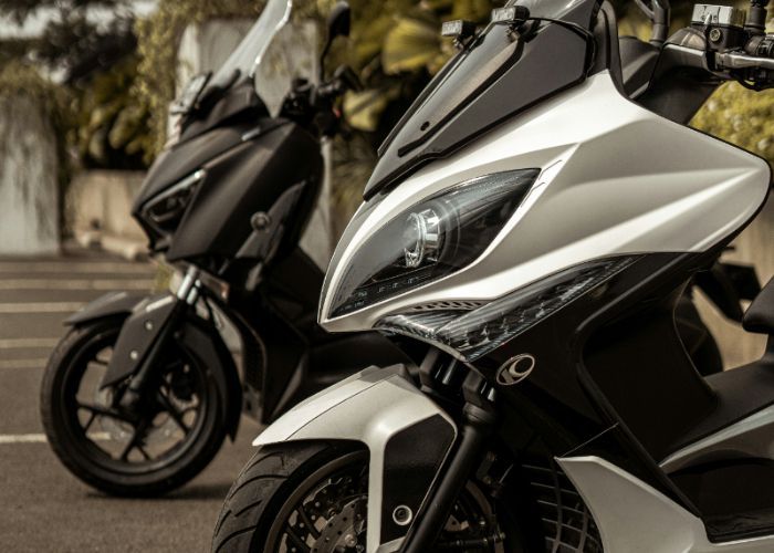 3 Tips Mudah Merawat Motor, Jangan Skip Ganti Oli Secara Berkala!