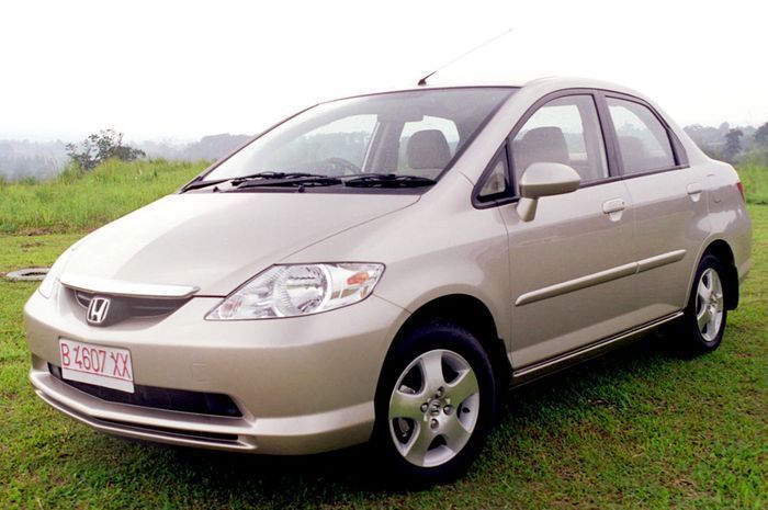 Rekomendasi Mobil Bekas Harga Rp50 Jutaan, Cocok untuk Budget Pas-pasan!