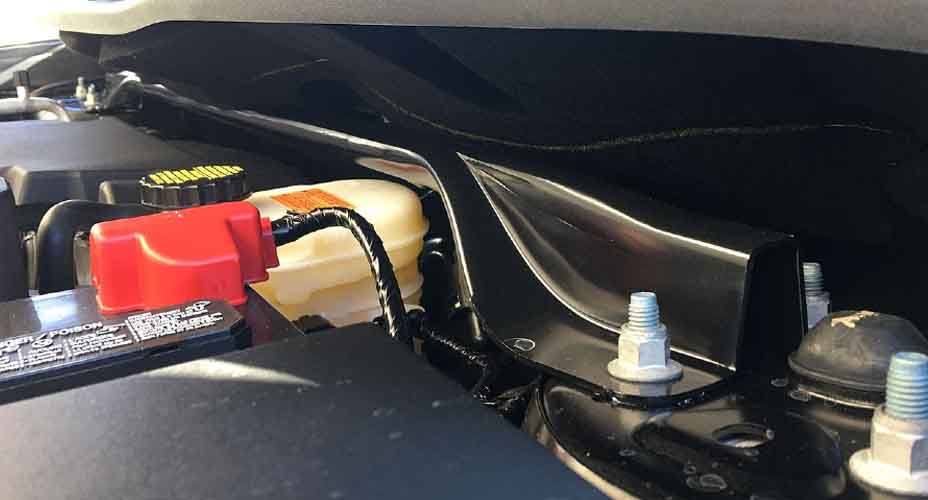 Mengenai Fungsi Strut Bar Pada Mobil, Bisa Bikin Kendaraan Semakin Stabil!