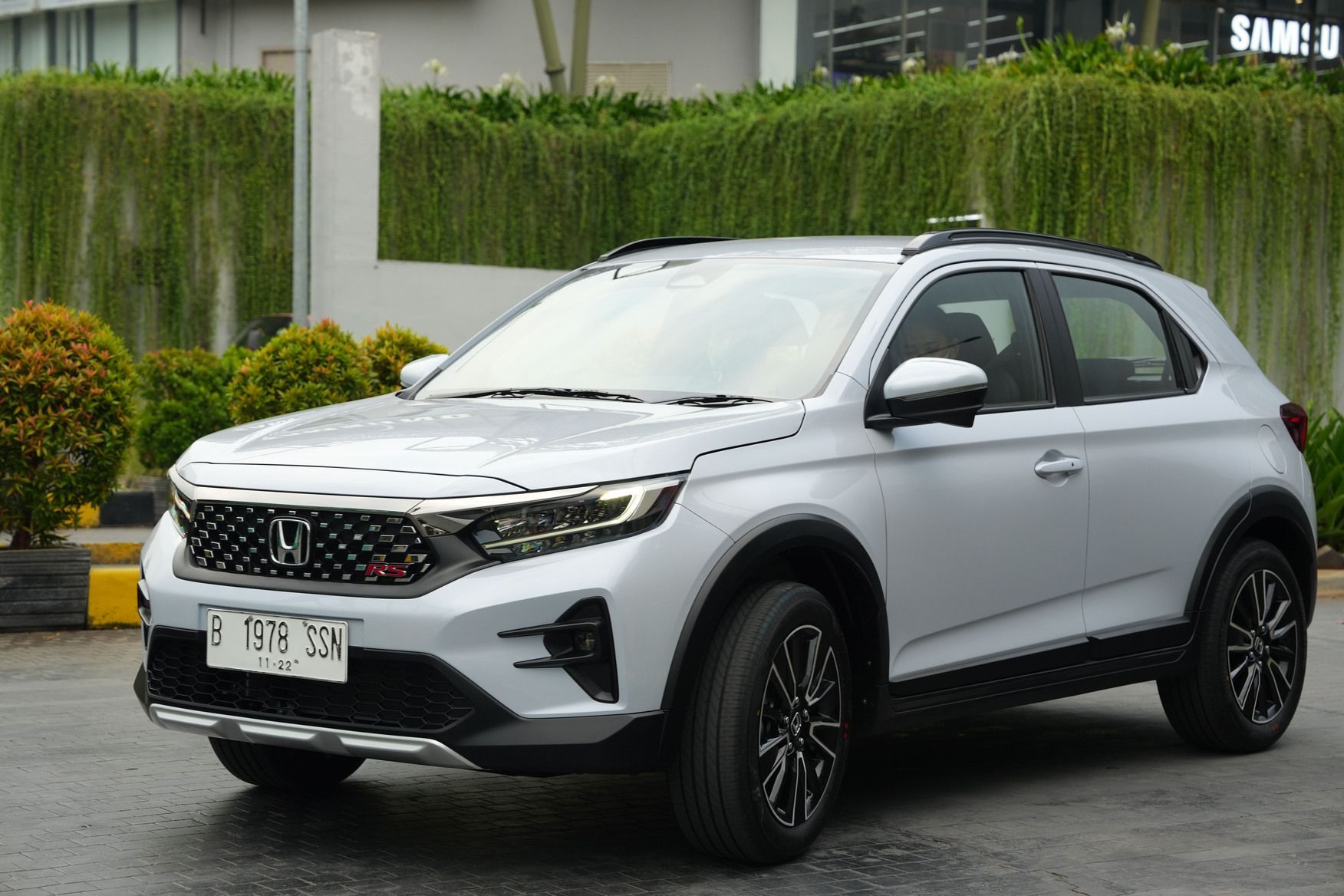 Update Harga Honda WR-V RS Terbaru 2025: Jadi Saingan Berat Suzuki Fronx, Harganya Beda Tipis!