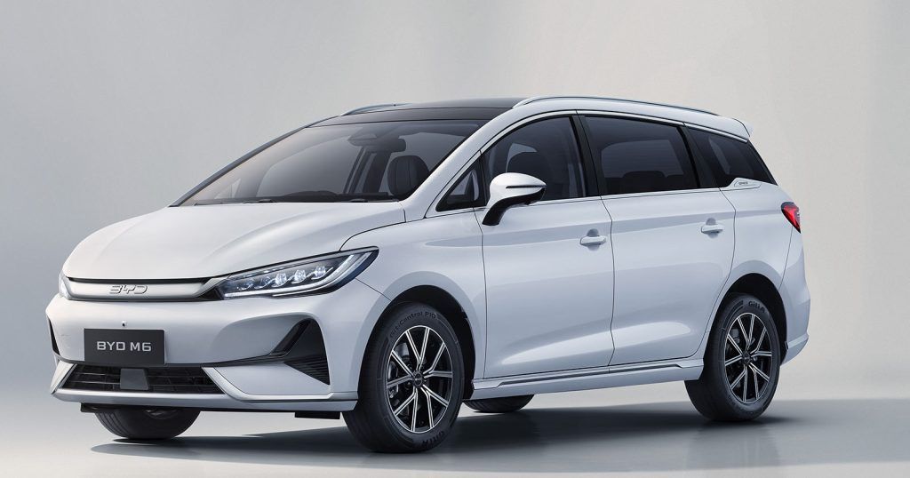 5 Kelebihan BYD M6 Terbaru 2024, Jadi Mobil Listrik 7 Seater Terbaik!