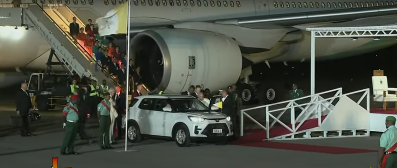 Spesifikasi Toyota Raize yang Digunakan Paus Fransiskus di Papua Nugini, Dibuat di Indonesia!