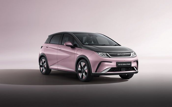 5 Kelebihan BYD Dolphin Terbaru 2024, Mobil Listrik yang Nyaman Untuk Keluarga!