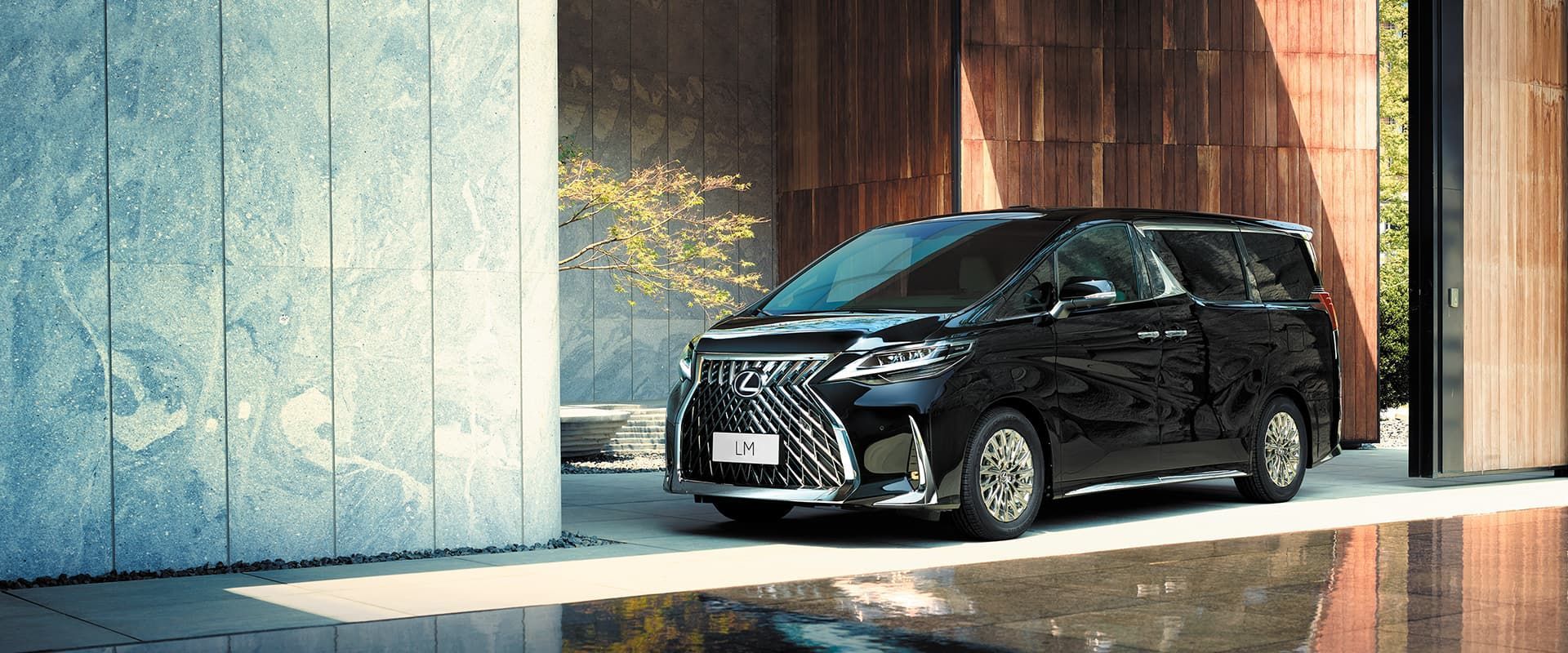 5 Kelebihan Lexus LM 350 Terbaru 2024, Kembaran Toyota Alphard tapi Lebih Mewah!