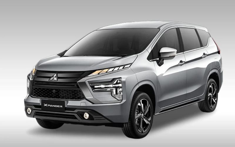 5 Perbandingan Mitsubishi Xpander Ultimate CVT vs Toyota Veloz Q TSS, Mending Mana?