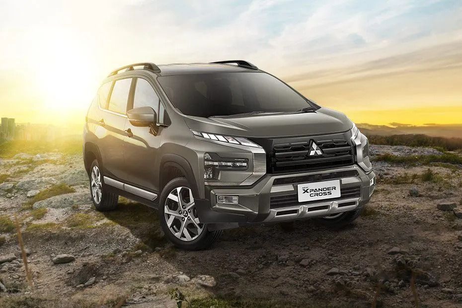 5 Perbandingan Honda BR-V N7X Terbaru 2025 vs Mitsubishi Xpander Cross, Mana Crossover Terbaik?