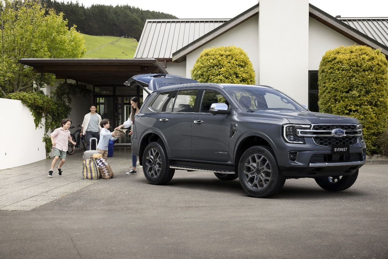 5 Kelebihan Ford Everest Generasi Terbaru 2024, SUV Super Gagah dan Modern!
