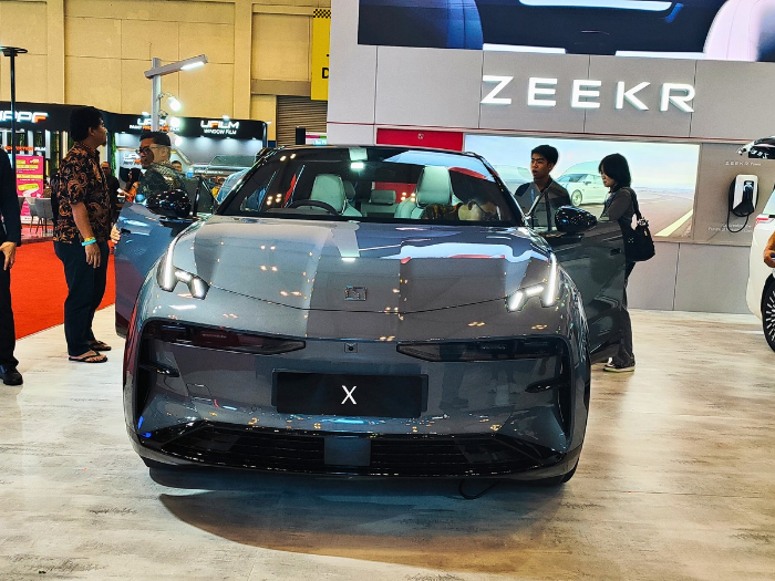 Zeekr X dan Zeekr 009 di Hadir Indonesia: Harga Mulai Rp1 Miliar, Bagaimana Spesifikasinya?