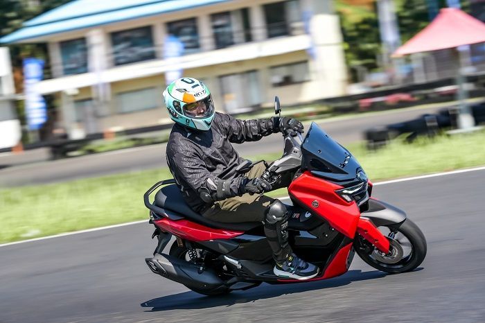5 Fitur Kelebihan Yamaha Nmax Neo Berkendara Aman saat Hujan