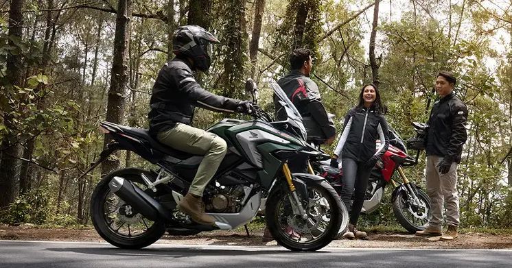 5 Kelebihan Honda CB150X Terbaru, Motor Bergaya Adventure yang Gagah Banget!