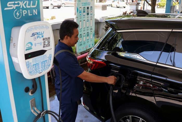 6 Tips Merawat Mobil Listrik: Rahasia Baterai Tahan Lama dan Performa Tetap Prima